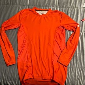 Womens Under Armour dry fit long sleeve